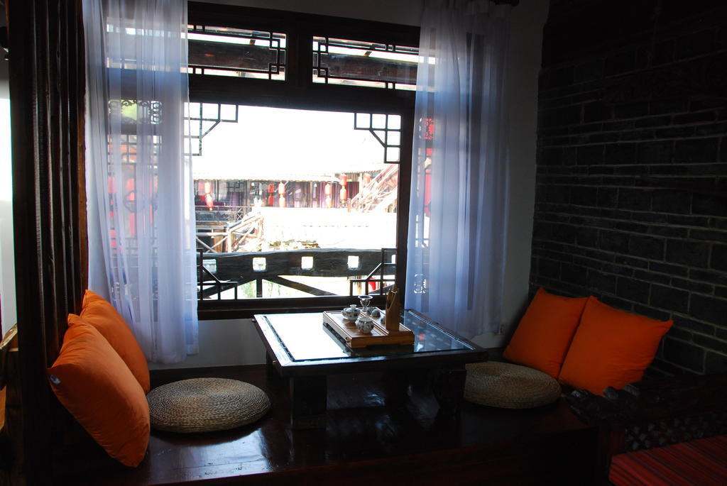 Lazy Tiger Inn ลี่เจียง ห้อง รูปภาพ